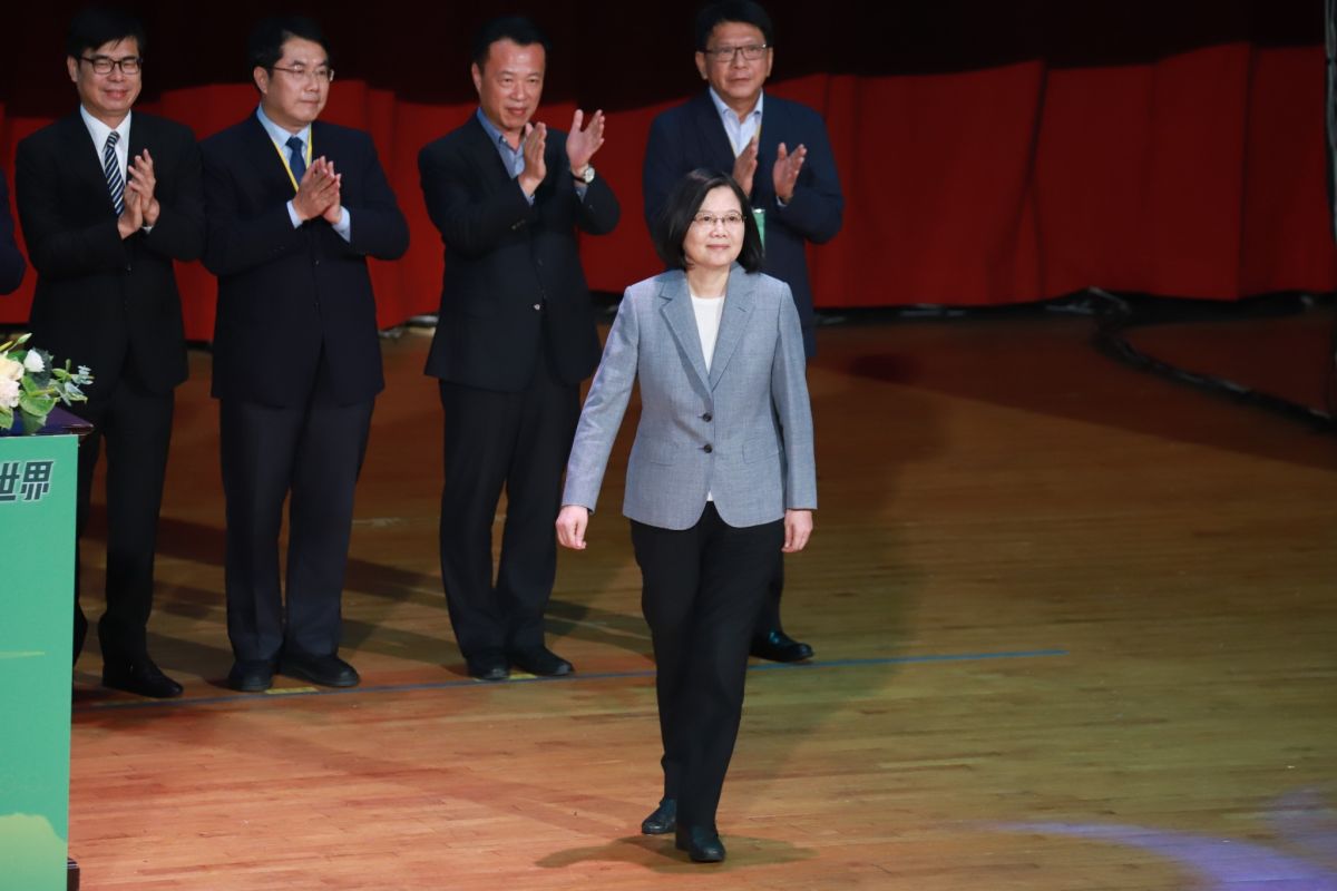 ▲總統蔡英文今（19）在民進黨全代會上呼籲在野黨一起推動憲政改革。（圖／記者葉政勳攝）