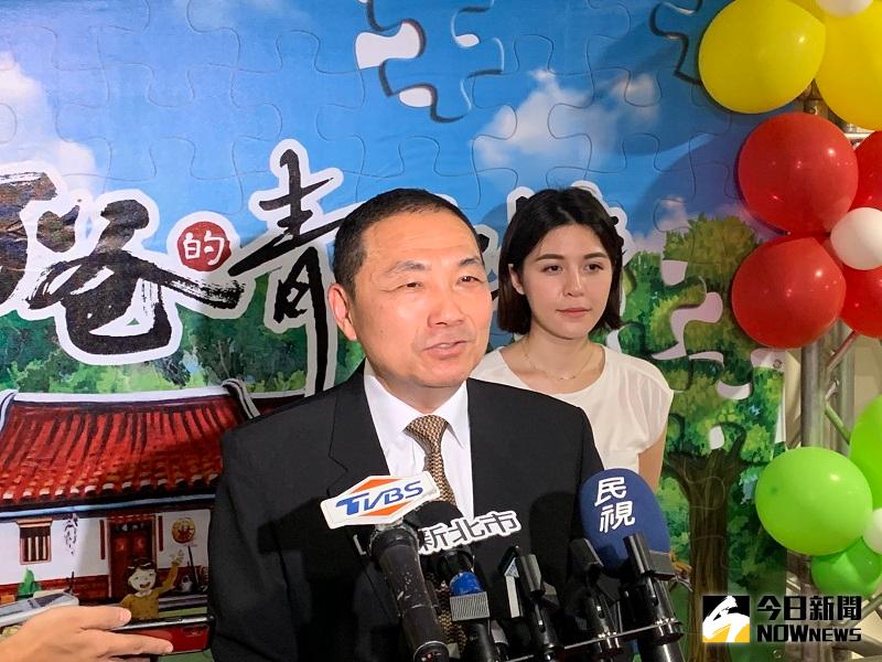 ▲侯友宜鬆口，8月初就會到高雄替李眉蓁站台輔選。(圖/記者康子仁攝)