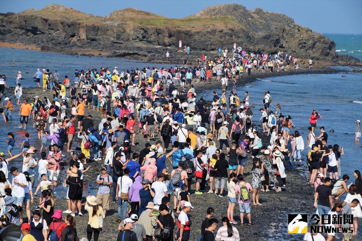 ▲下周就是國人期待已久的解封日，不過隨著印度Delta變異株和市場接連爆發群聚感染，是否能順利解封恐怕還要看疫情發展而定。（示意圖／NOWnews資料照）