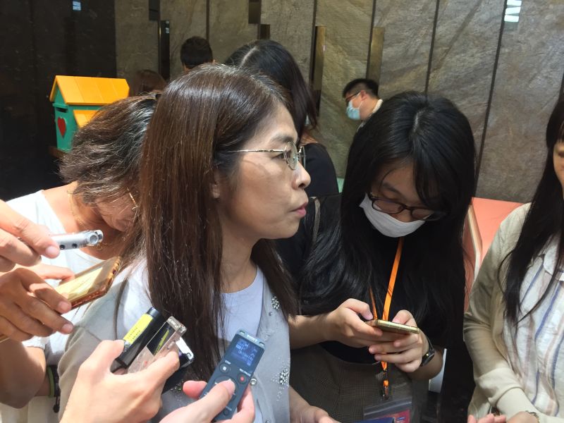 ▲國教署副署長許麗娟表示,各校的補助依照班級數、人數進行劃分。(圖/記者黃仁杰攝,2020.07.21)