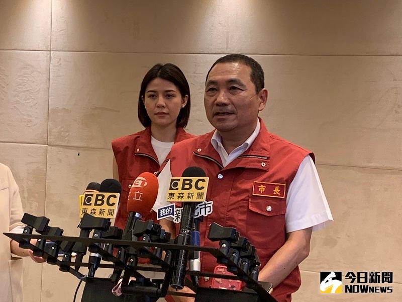 侯友宜市政會議受訪