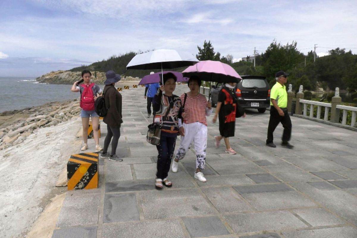 ▲中央欲暫緩部份縣市1千萬元的旅遊行銷活動補助，金門縣政府表示將自籌經費支應。(圖/記者蔡若喬攝)