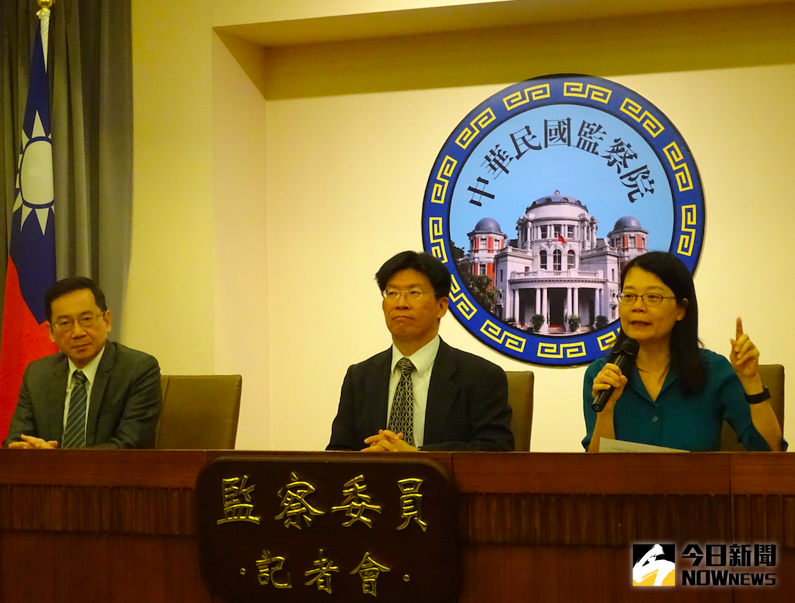 ▲華航私菸案，監院通過糾正外交部、交通部、財政部關務署，並要求國安局、總統府檢討改善。（圖／記者呂炯昌攝.2020.07.23）