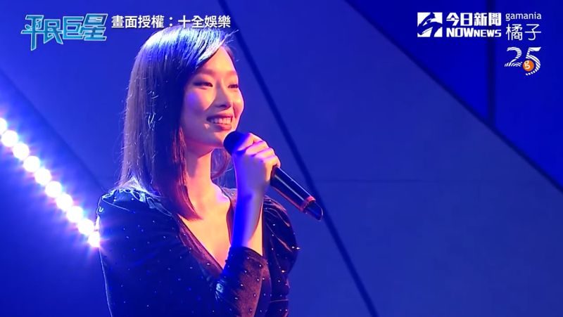 ▲景孝儒聲線迷人。(圖/翻攝平民巨星)