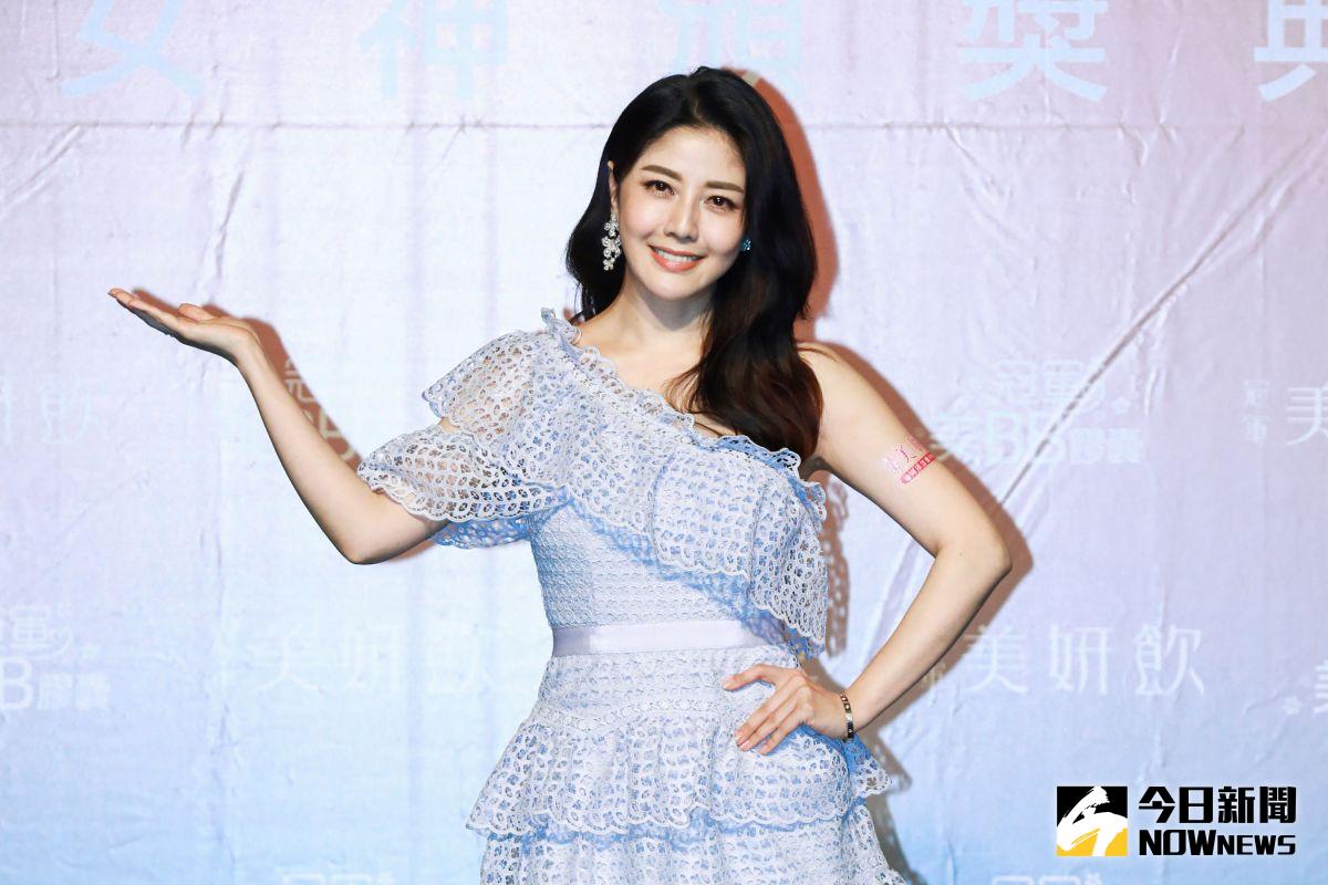 ▲花蓮凌晨發生連2起地震，韓瑜嚇到不敢睡覺，決定用一方法感受真實晃度。（圖 / 冠軍團隊提供）