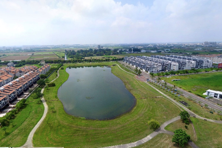 ▲台南善化區陽光大道週邊環境清幽。（圖／信義房屋提供）