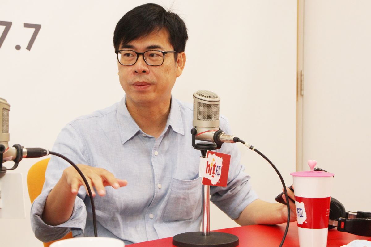 ▲民進黨高雄市長候選人陳其邁呼籲國民黨對手李眉蓁，對於論文抄襲風波，要對外說明清楚。（圖／Hit Fm《周玉蔻嗆新聞》製作單位提供）