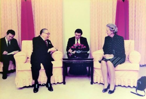 今日歷史/7月15台灣解嚴紀念日!1983年紅白機上市:救回遊戲界
