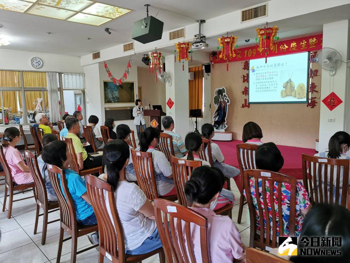 ▲彰化榮家辦理自殺防治守門人訓練，透過案例及生動活潑的宣導方式，提高對人的敏感度與關懷。（圖／記者陳雅芳攝，2020.07.24）