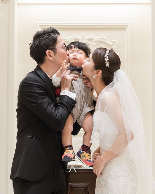 ▲新郎新娘獻吻。（圖／翻攝自@Masuda_H的推特）