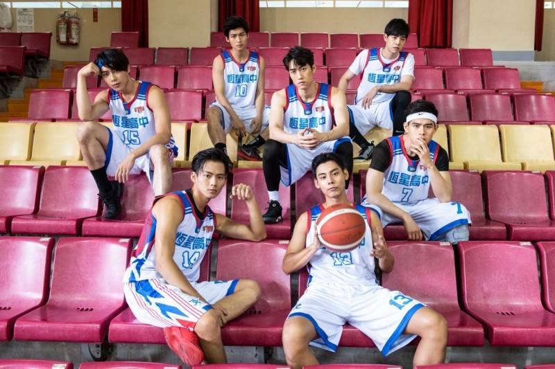 ▲校園電視電影《違反校規的跳投》是青春校園劇集，由《紅衣小女孩2》吳念軒、「北一女神」蔡瑞雪等新生代演員領銜主演。（圖／七十六号原子提供）