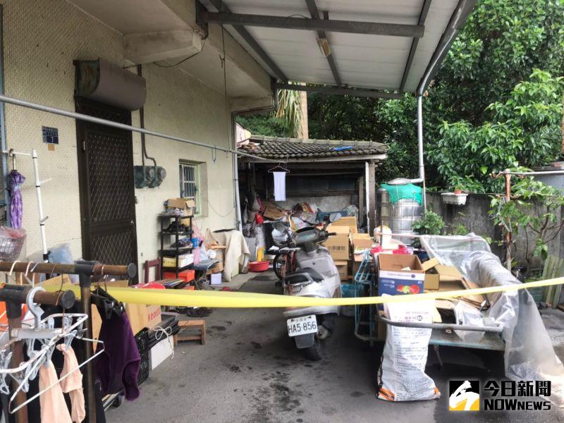 ▲溪州鄉中央路一處民宅發生一起兇殺命案,現場被警方拉起封鎖線。(圖/記者陳雅芳攝,2020.07.25)
