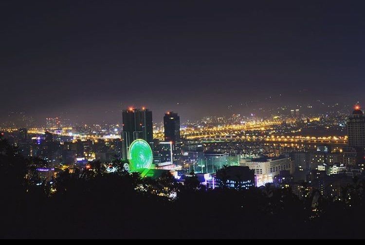 ▲王先生表示,內湖也可看夜景,適合情侶約會地點。(圖/讀者提供)
