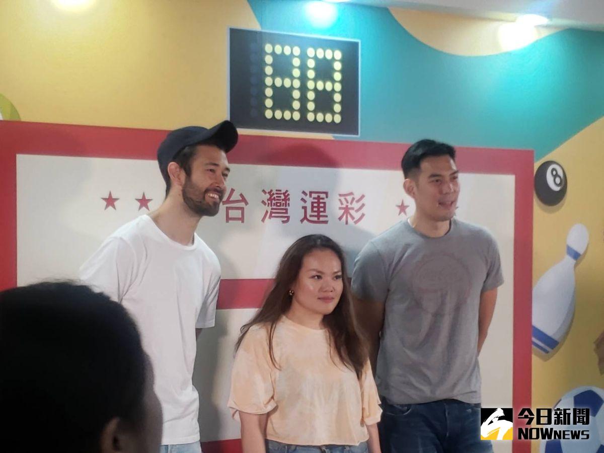 ▲簡浩和呂政儒今天參加台灣運彩活動。（圖／黃建霖攝）