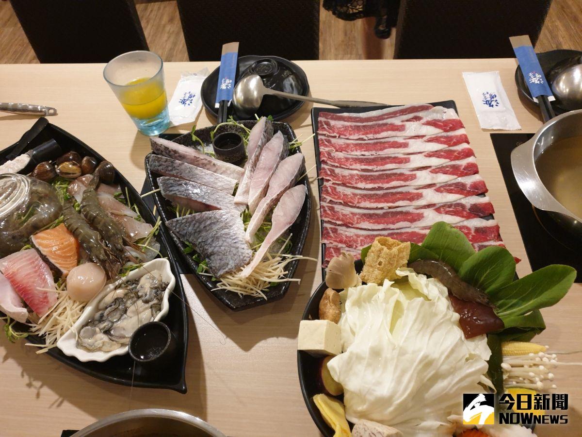 ▲由外燴採買轉進火鍋市場的洪文松，出手大方，食材澎湃要讓客人能吃飽。（圖／金武鳳攝，2020.7.27)