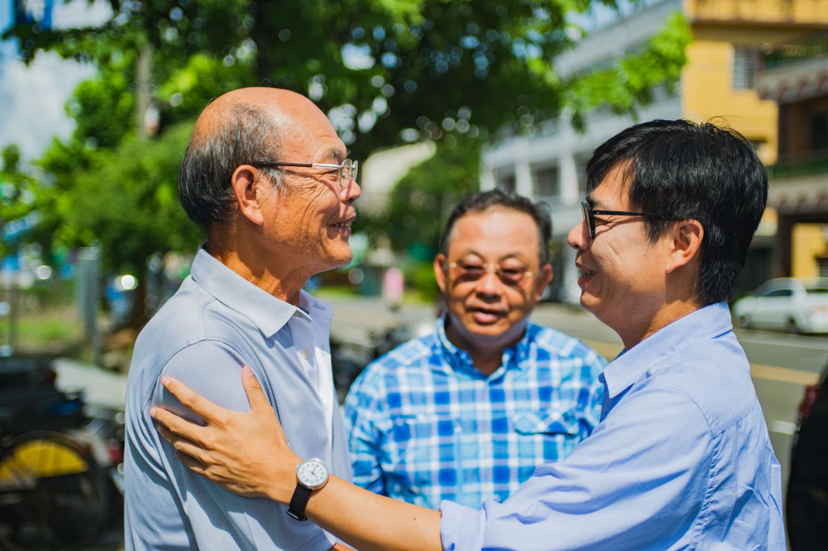 ▲客家大老羅兆洪現身力挺陳其邁。（圖／陳其邁競選辦公室提供）