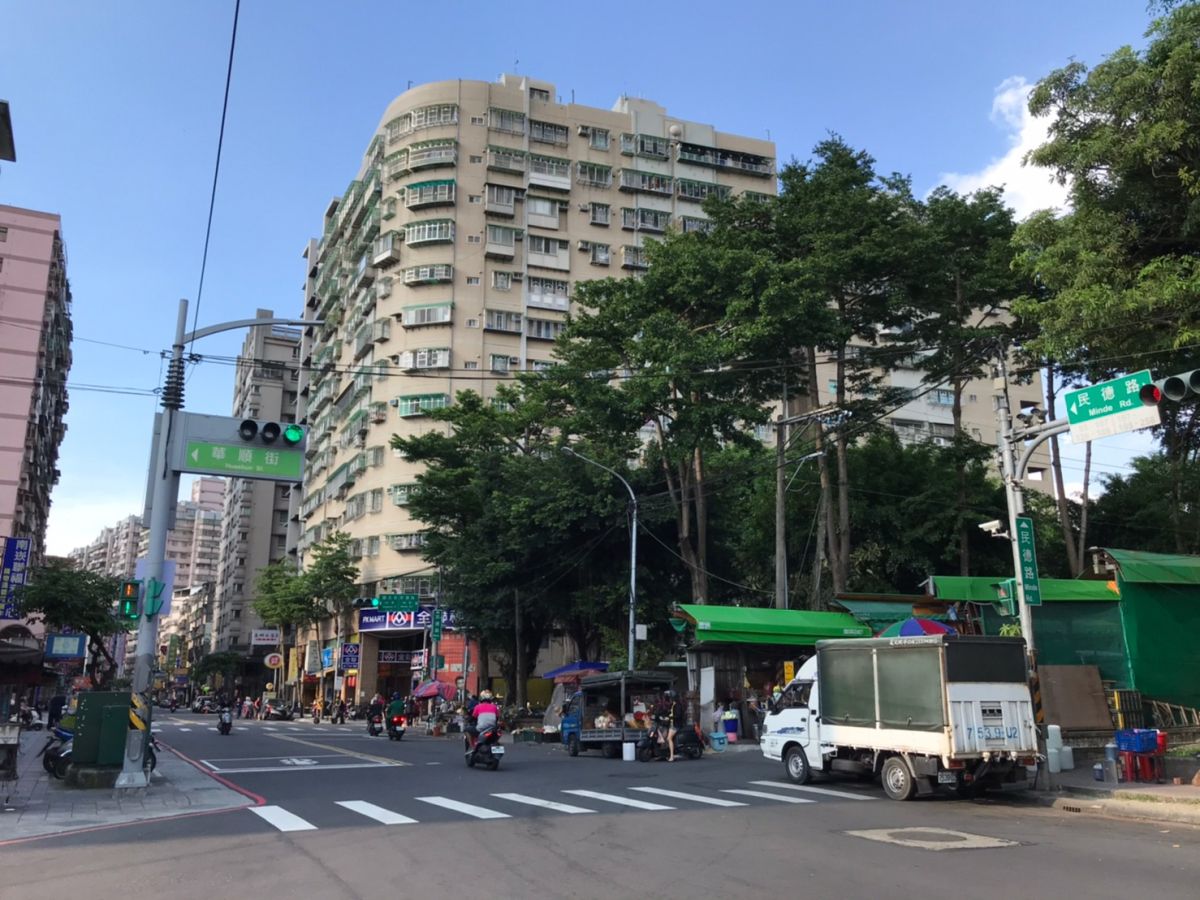 ▲中和地政事務所公布3月最受歡迎生活圈，就在民德路。（圖／信義房屋提供）