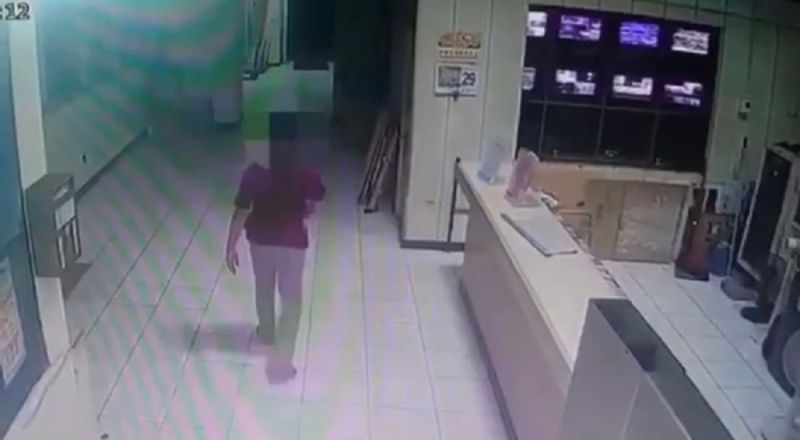 新北五股男子在公廁舉槍自戕!子彈貫穿太陽穴當場身亡