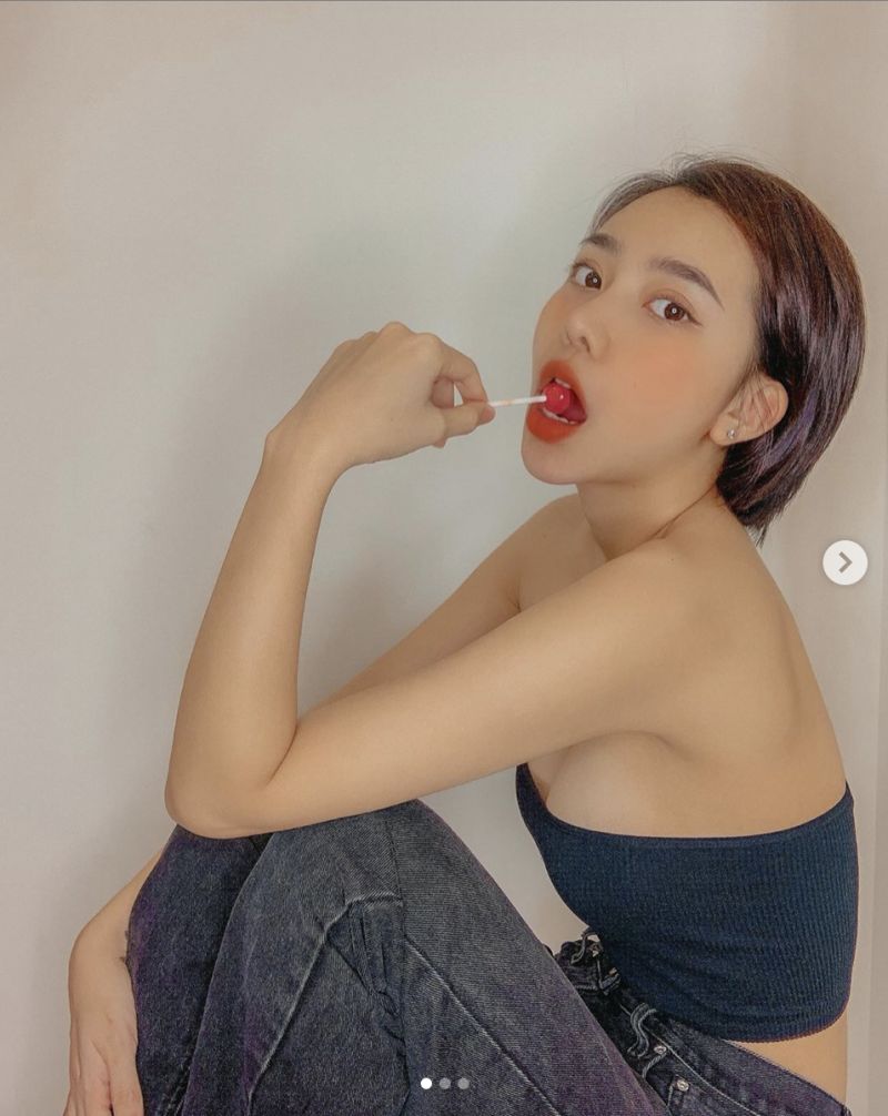 ▲一名越南女孩在社群媒體上分享自己整容的故事,並曬出前後照,讓網友大為驚嘆。(圖/翻攝自臉書)