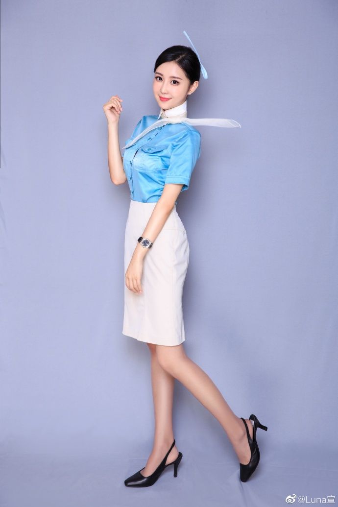 ▲Luna長相甜美、氣質出眾。(圖/Luna微博)