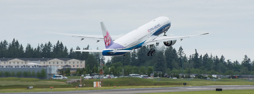 ▲中華航空抓準民眾想飛的心，推出「60周年限定－小小空服員夢想起飛」活動，8月8日及8月15日兩梯次親子同樂體驗「微出國」。（圖／翻攝自中華航空臉書）