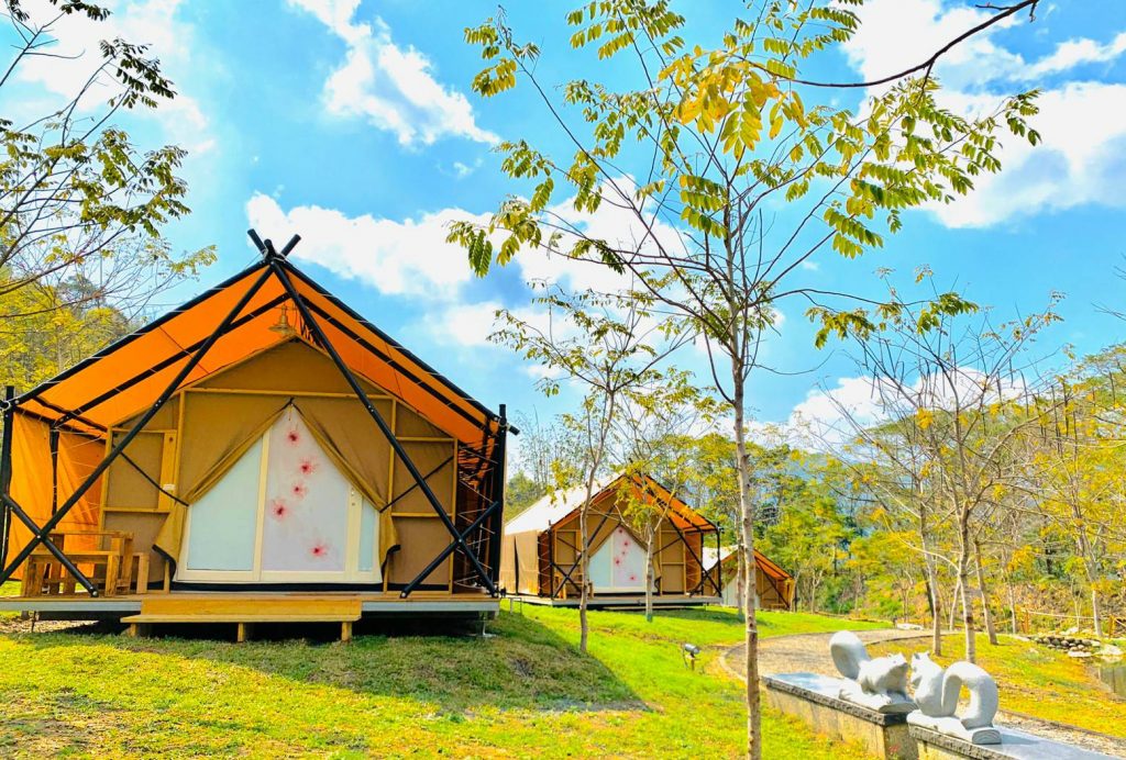 ▲今年在IG網美圈爆紅的私房打卡點，寶來花賞溫泉公園（圖／寶來國蘭花園會館提供）