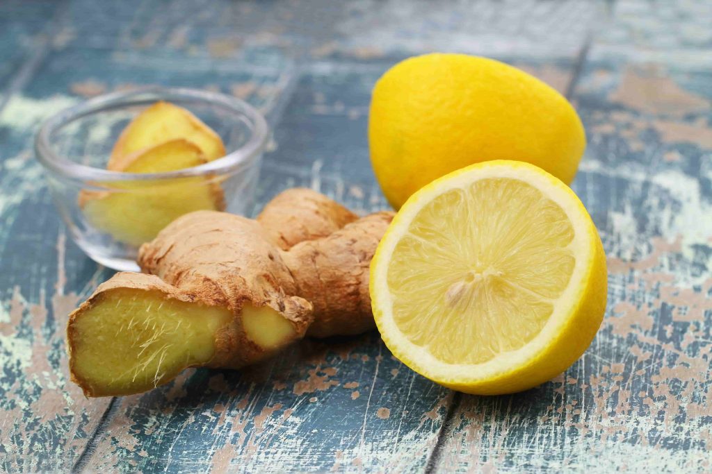 ▲鹽檸檬薑片。（圖／Shutterstock）