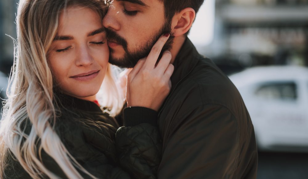  ▲以下三個妳可能無心的舉動，就是男人將妳貼上「玩咖」標籤的開始。（圖／Shutterstock）