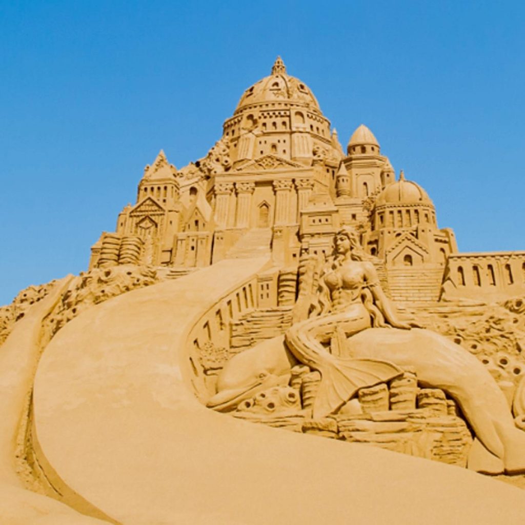 ▲新北福隆沙雕藝術季｜Fulong International Sand Sculpture Festival (Courtesy of Fulong International Sand Sculpture Festival Official Website)