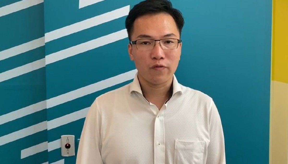 ▲高雄市長補選電視政見發表會今（1）日登場，市議員林智鴻針對國民黨候選人李眉蓁針對提問人相關提問答非所問的表現認為李眉蓁真的不行。(圖／市議員林智鴻辦公室提供)