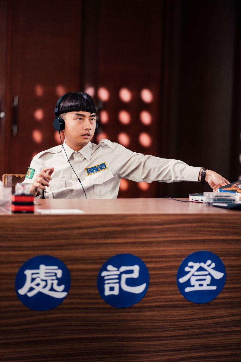 ▲大鶴在《逃出立法院》演活替代役男。(圖/華映娛樂)