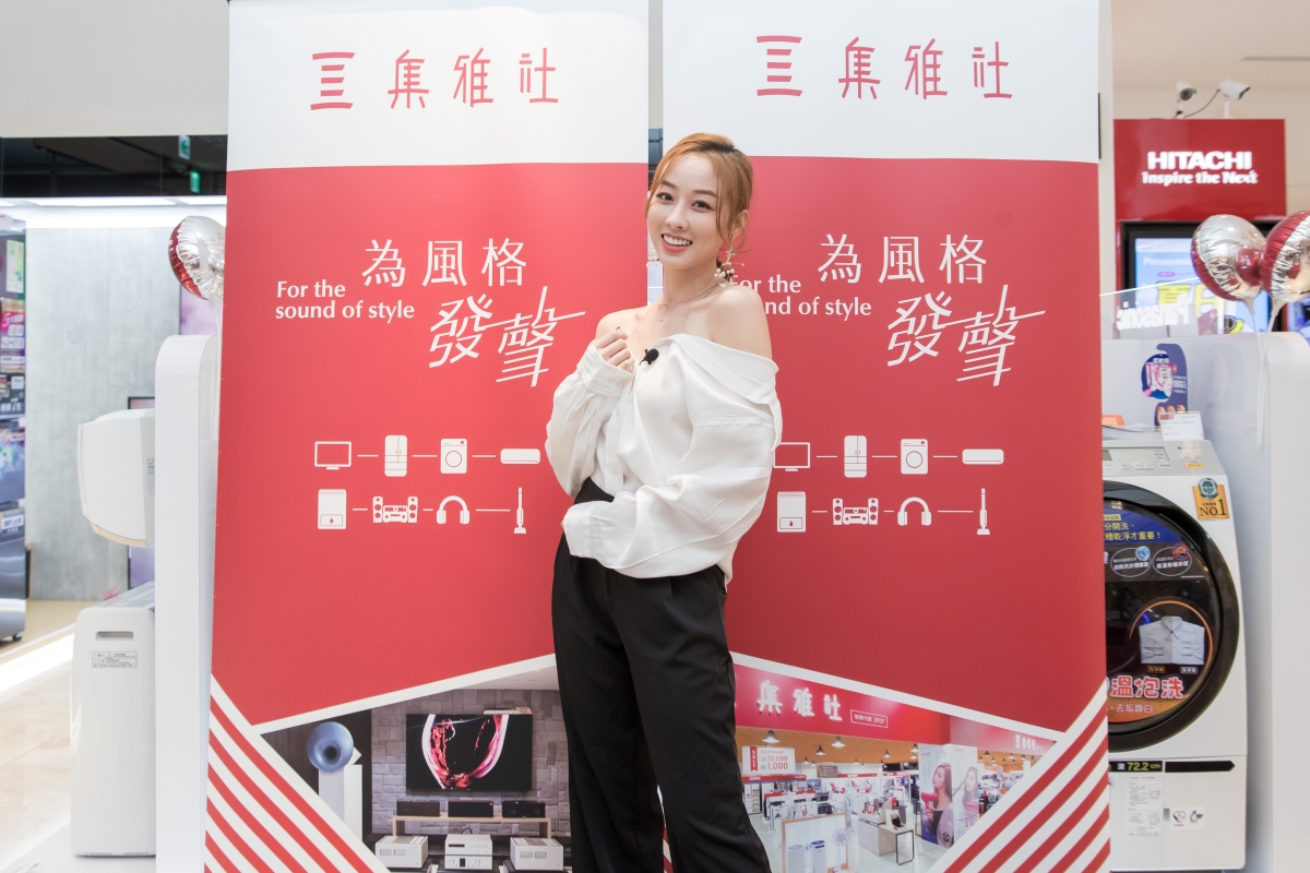 ▲新莊宏匯廣場31日舉行開幕，知名影音家電銷售品牌「集雅社」特別邀請外型亮眼的夏語心擔任一日店長。（圖/NOWnews攝）