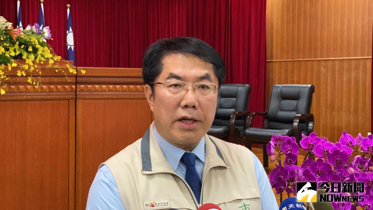 ▲台南市長黃偉哲指出，經與中央疫情指揮中心討論後，南市府將要求在室內場所戴口罩。 （圖／記者陳聖璋攝）