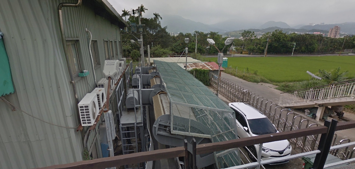 ▲水利處一名齊姓職員，在中颱哈格比侵台期間，前往抽水站進行除汙作業，疑似是因為作業不慎，跌入抽水站中殉職。圖為北投下八仙抽水站。（圖／示意圖，翻攝google地圖）