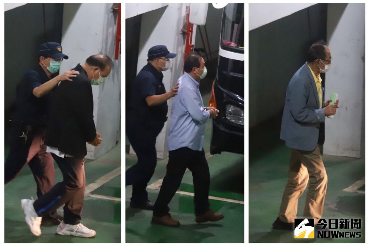 ▲三名涉入收賄案的現任立委廖國棟、蘇震清、陳超明，遭北院裁定羈押禁見，快步走向囚車。（圖／記者葉政勳攝, 2020.08.04）