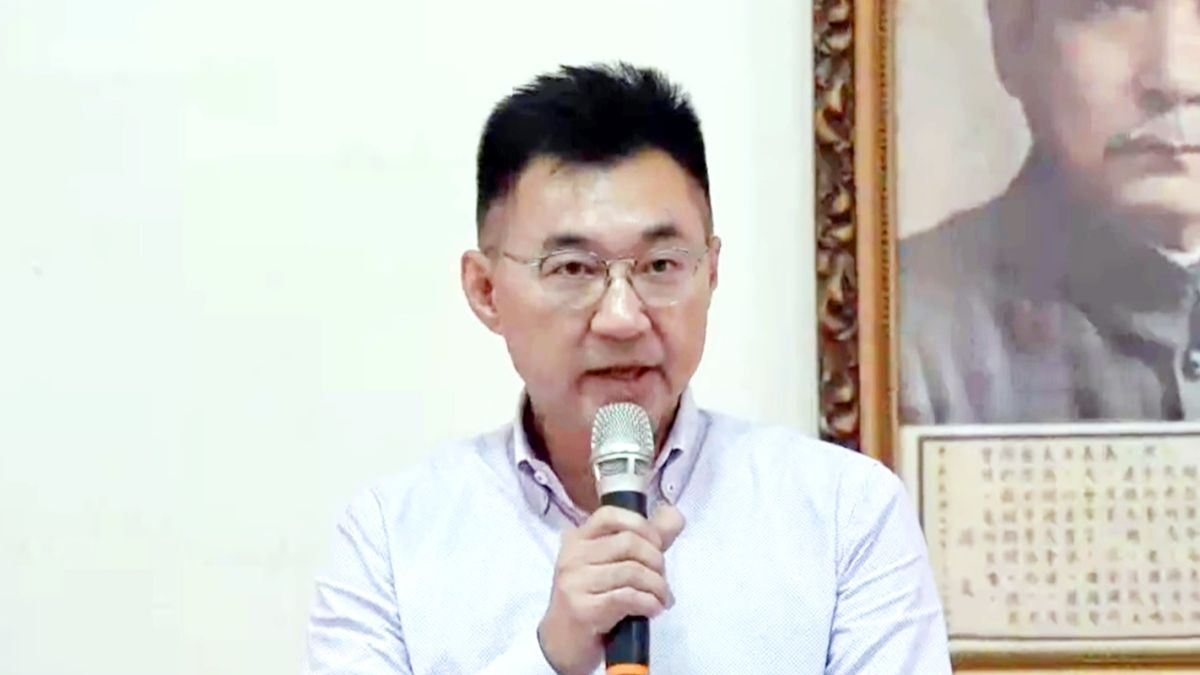 ▲國民黨主席江啟臣5日在新竹召開行動中常會，他指出未來涉及貪瀆、黑金、槍炮、毒品、賄選等重大刑案一經收押，國民黨都將立刻先行停權。(圖/國民黨提供)