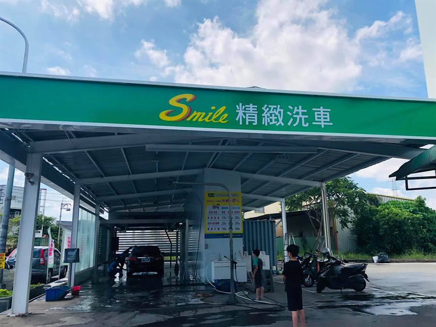 ▲和美鎮彰新路4段統一精工加油站附設洗車場開出統一發票今年5到6月期統一發票的特別獎1000萬元，幸運兒只花了190元洗車就中大獎。（圖／縣議員賴清美提供）
