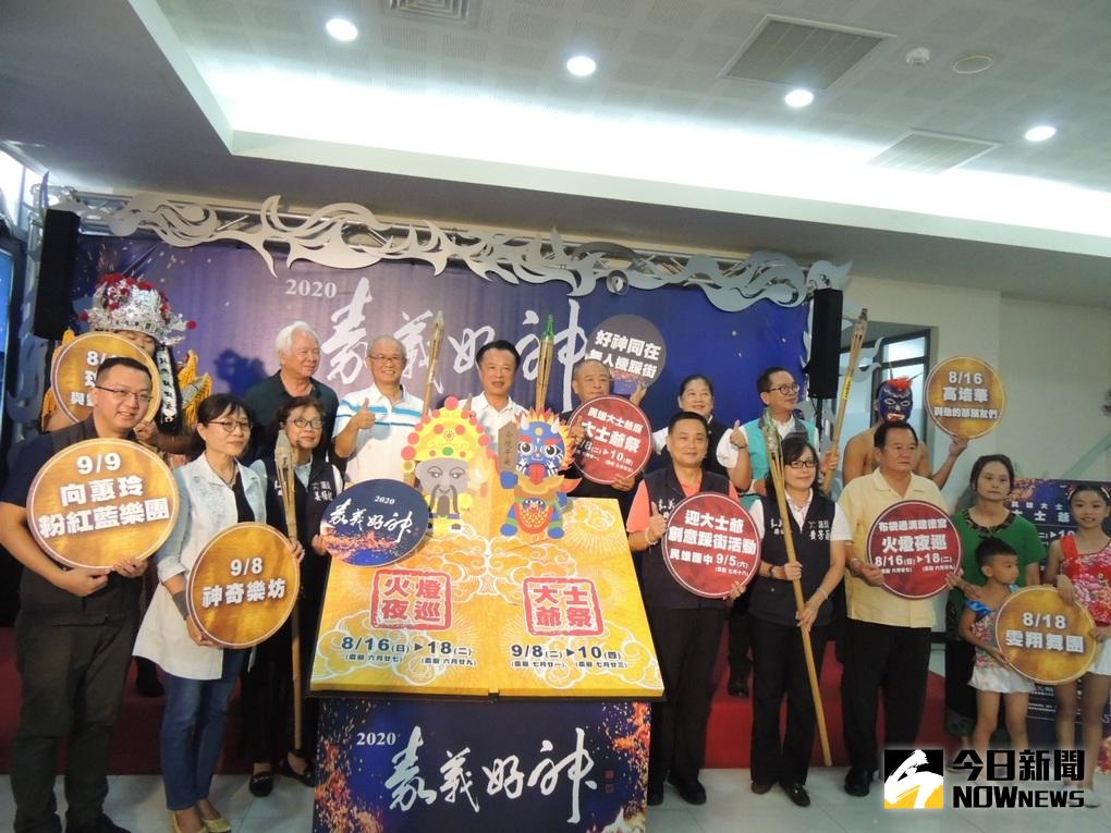 ▲嘉義縣農曆七月期間特色辦理的嘉義好神活動，今年搭配防疫宣導，將由布袋過溝建德宮火把驅魔打頭陣。（圖／記者任禮清攝　2020.08.06）