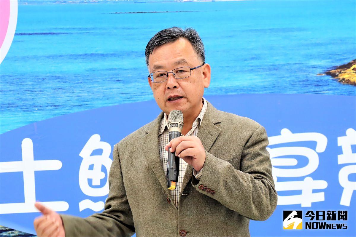 ▲澎湖縣長賴峰偉在臉書提醒民眾，澎湖零確診的成績要好好珍惜，希望大家進入花火節會場請佩戴口罩，保護自己也保護他人。（圖／記者張塵攝，2020.08.06）