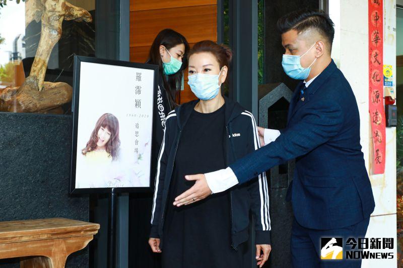 ▲楊繡惠談起與羅霈穎先前上通告的回憶。(圖/特約攝影黃彥凱)