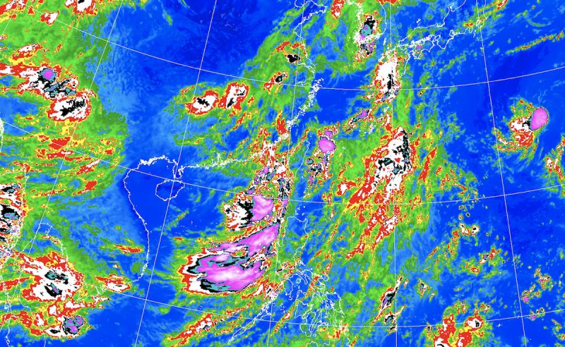 ▲米克拉颱風今（ 10 ）日上午 8 時生成，目前仍有增強趨勢。（圖／氣象局）