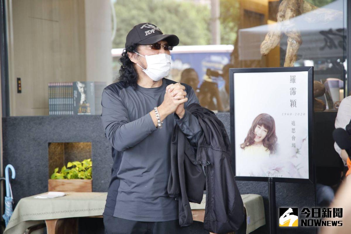 ▲張菲談與羅霈穎相處過往，提到羅霈穎與張家淵源很深。（圖／記者林敬原攝, 2020.08.10）