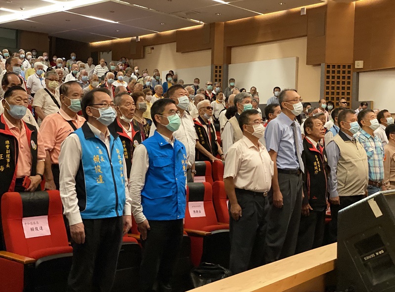 ▲在場超過500名參戰老兵，感念當年為國家犧牲奉獻的英勇戰士，才有今日中華民國的繁榮昌盛。(圖/新北市民政局提供)