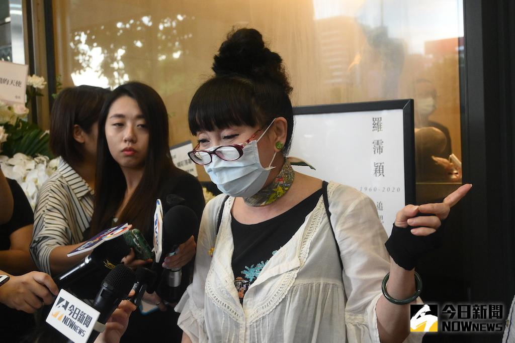 ▲蔡閨透露羅霈穎曾要她學打麻將，腦筋動得快才不會被人欺負。（圖／記者林柏年攝）