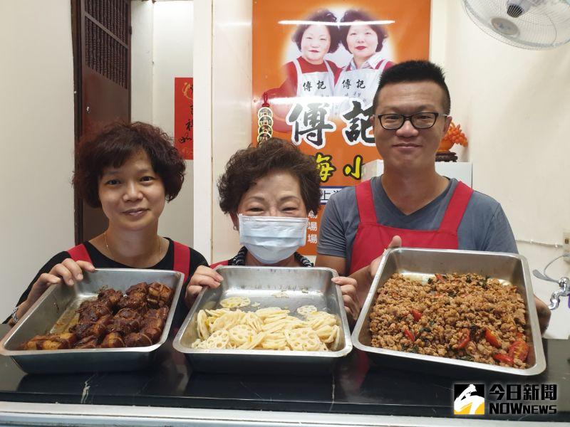 ▲市場美食飄香35年,「傅記」上海菜第二代接棒,推出冷凍真空料理包搶攻宅餐飲商機。(圖/金武鳳攝,2020.8.12)