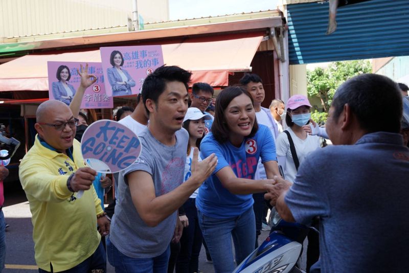 ▲高雄市長補選,國民黨立委幫忙不遺餘力,越接近選戰關頭,就越往高雄跑。(圖/李眉蓁競選總部提供)