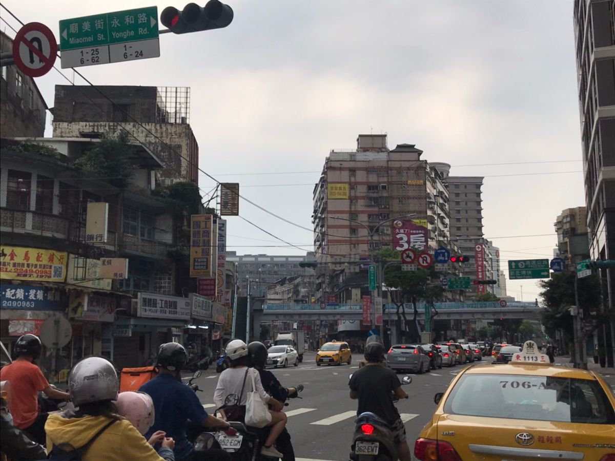 ▲中和中山路二段靠近大潤發商圈一帶，房市相當有潛力。（圖／NOWnews資料照） 