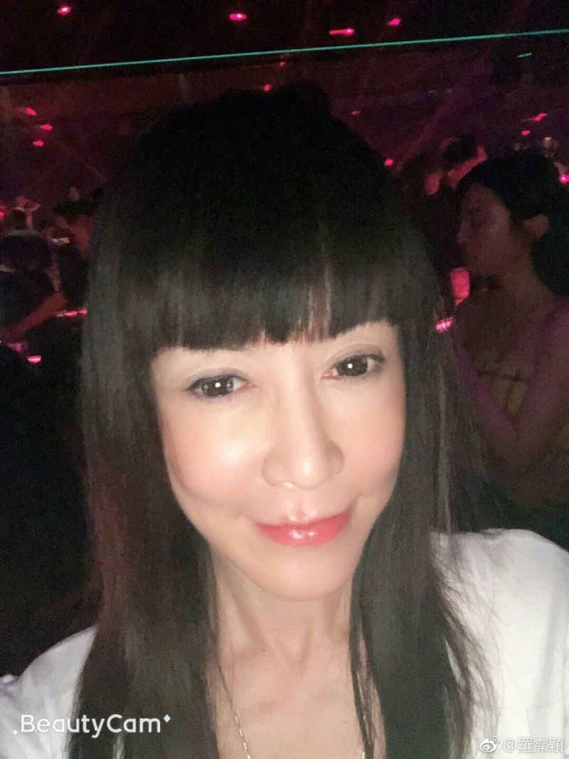▲羅霈穎生前常在夜店出沒。(圖/羅霈穎微博)