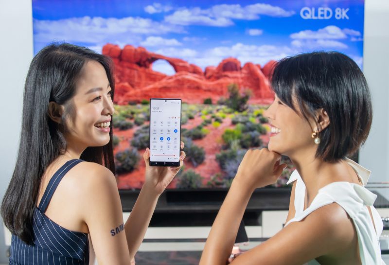 ▲Galaxy Note20 5G系列提供使用者強大的5G及Wi-Fi6效能，讓使用者輕鬆瀏覽高畫質影像。（圖／三星電子提供）