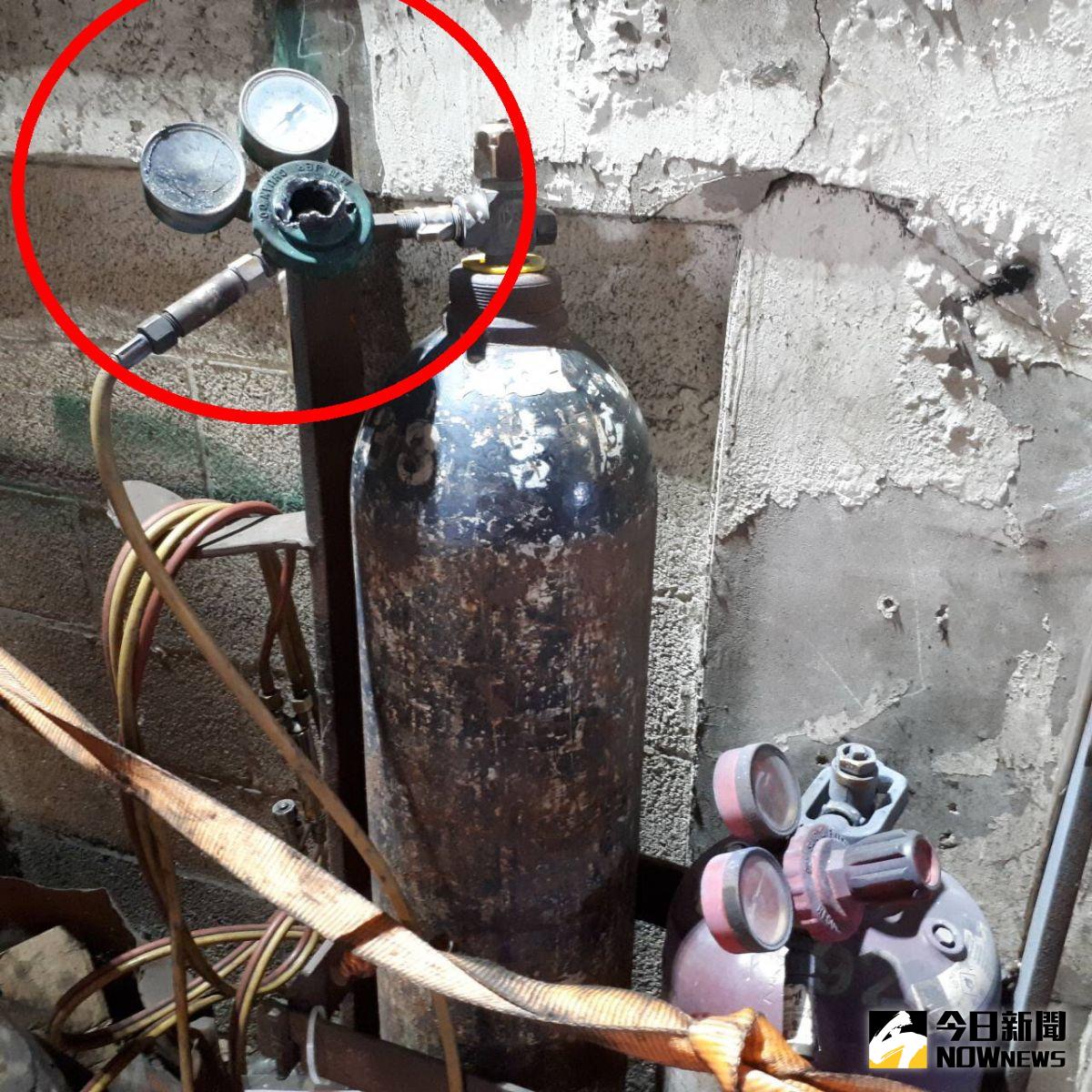 ▲全興工業區傳出疑似工安意外，初步懷疑可能是氧氣鋼瓶壓力閥爆開。（圖／記者陳雅芳翻攝，2020.08.13）